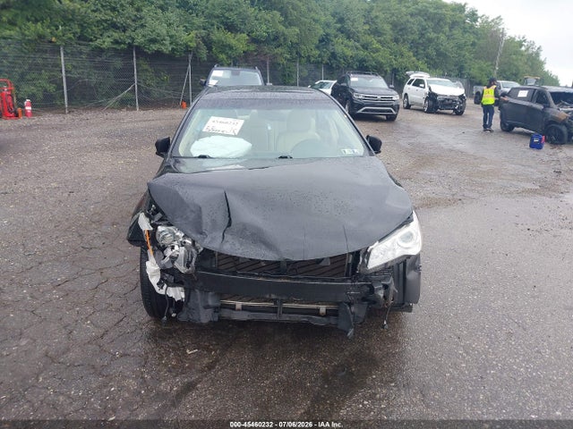 45460232 :رقم المزاد ، 4T1BF1FK8FU966616 vin ، 2015 Toyota Camry Le/xle/se/xse مزاد بيع