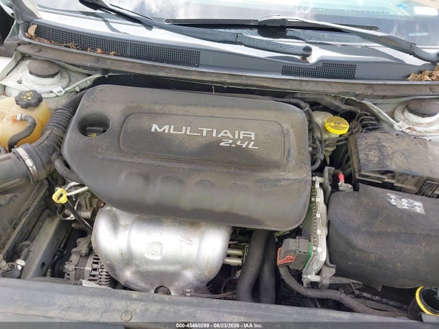 Chrysler 200 C 2015 1C3CCCCB5FN735933 Image 10