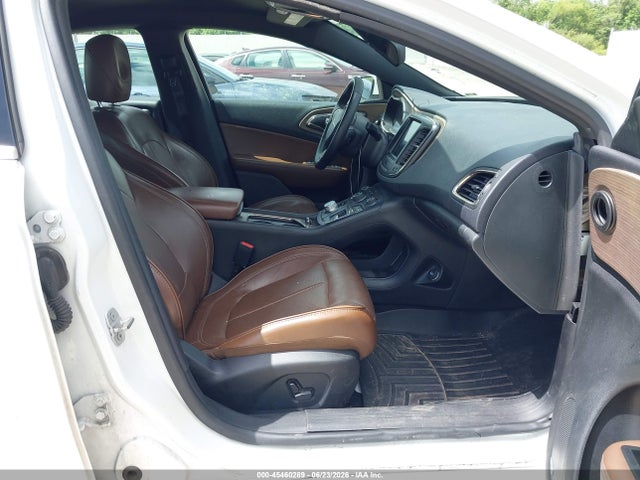 Chrysler 200 C 2015 1C3CCCCB5FN735933 Image 5