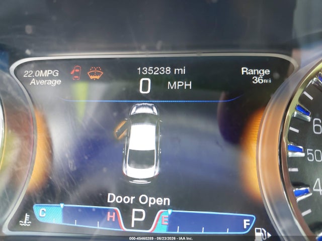 Chrysler 200 C 2015 1C3CCCCB5FN735933 Image 6