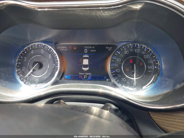 Chrysler 200 C 2015 1C3CCCCB5FN735933 Image 7