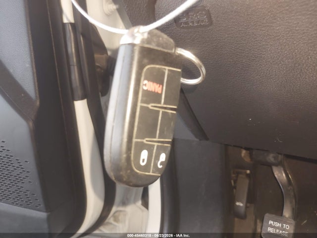 3C4PDCBB9KT867082 Dodge JOURNEY SE