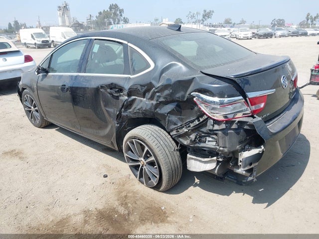 45460335 :رقم المزاد ، 1G4PR5SK2H4104246 vin ، 2017 Buick Verano Sport Touring مزاد بيع