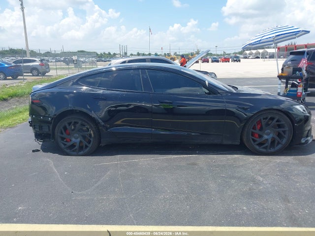 Продаж на аукціоні авто 2026 Tesla Model S Plaid/signature Series, vin: 5YJSA1E60TF558011, номер лоту: 45460439