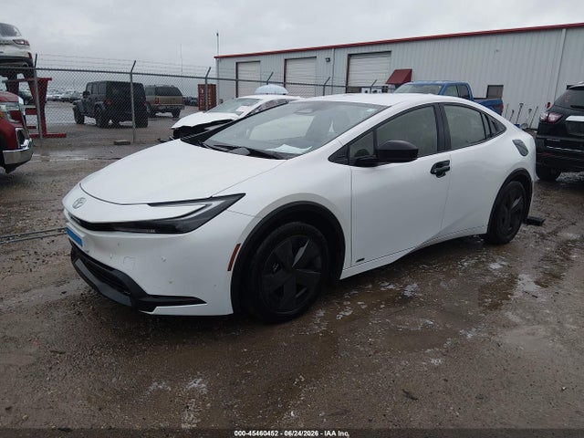 Toyota Prius Le Awd-e 2024 JTDADABU3R3018227 Image 2