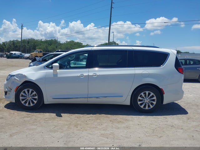 Aukcja sprzedaży 2018 Chrysler Pacifica Touring L, vin: 2C4RC1BG4JR110653, numer aukcji: 45460481