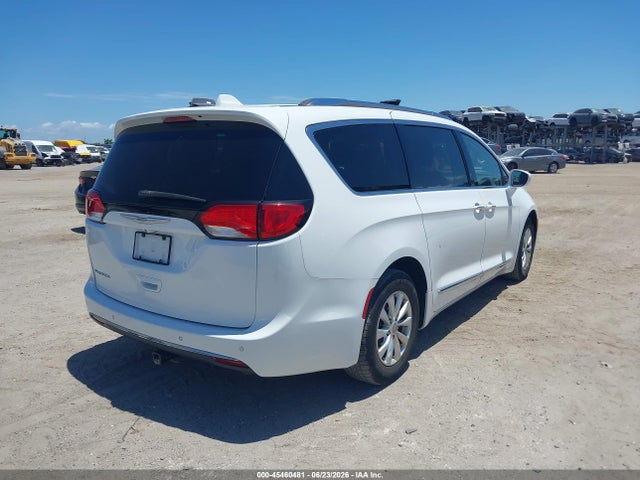 Aukcja sprzedaży 2018 Chrysler Pacifica Touring L, vin: 2C4RC1BG4JR110653, numer aukcji: 45460481