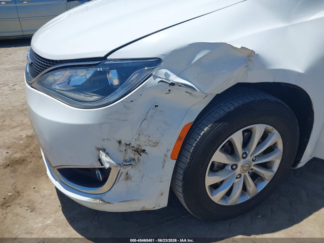 Aukcja sprzedaży 2018 Chrysler Pacifica Touring L, vin: 2C4RC1BG4JR110653, numer aukcji: 45460481