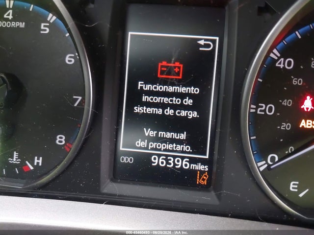 Toyota RAV4 LE 2018 JTMZFREV0JJ158462 Image 15