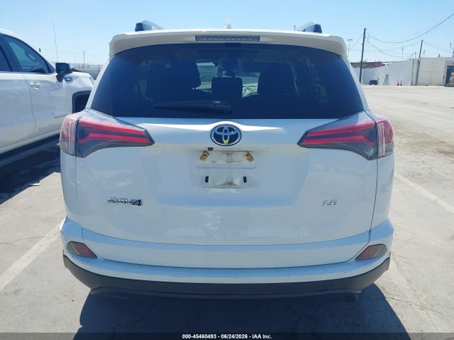 Toyota RAV4 LE 2018 JTMZFREV0JJ158462 Image 16