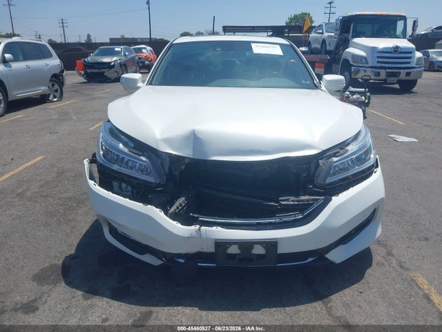 JHMCR6F72HC007163 Honda Accord Hybrid Touring