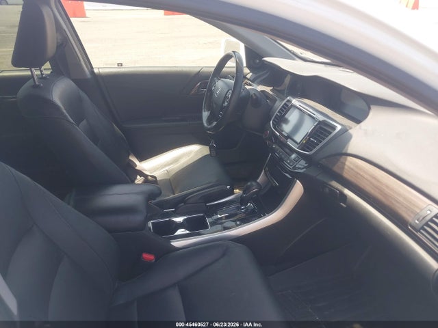 JHMCR6F72HC007163 Honda Accord Hybrid Touring