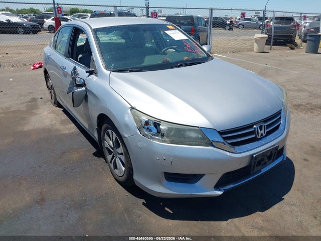 2015 1HGCR2F38FA153522 главное изображение