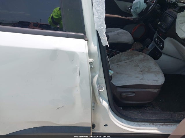 Продаж на аукціоні авто 2015 Jeep Renegade Latitude, vin: ZACCJABT0FPB63903, номер лоту: 45460655