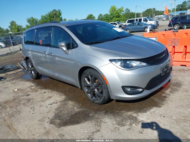 2020 2C4RC1BG0LR290636 головне зображення
