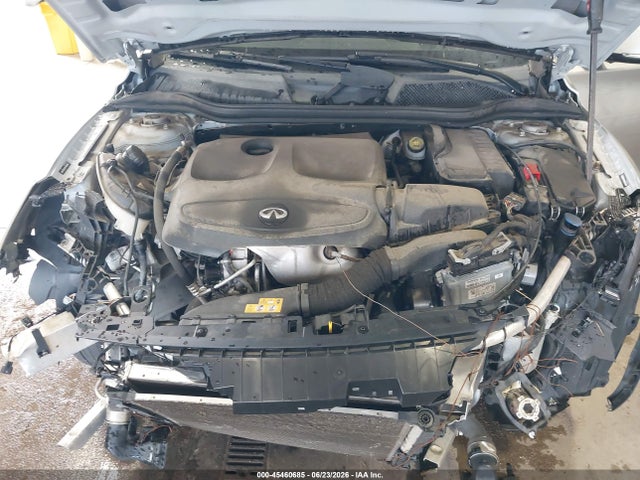 SJKCH5CP2HA033404 Infiniti QX30