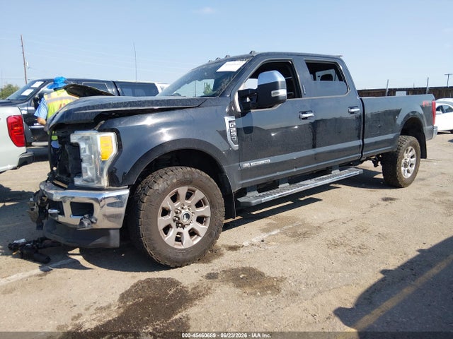 2017 Ford F-250 King Ranch/lariat/platinum/xl/xlt მანქანა იყიდება აუქციონზე, vin: 1FT7W2BT7HEB91060, აუქციონის ნომერი: 45460689