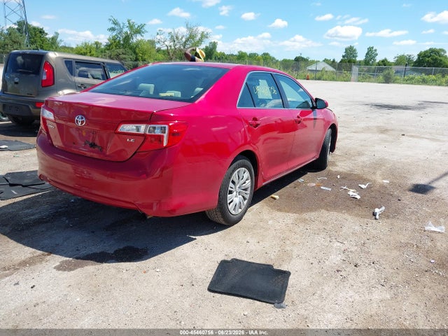 2014 Toyota Camry Le მანქანა იყიდება აუქციონზე, vin: 4T4BF1FK2ER351659, აუქციონის ნომერი: 45460756