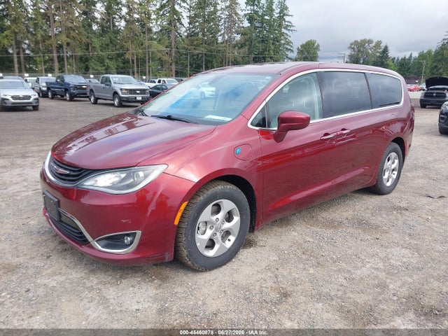 Chrysler Pacifica Hybrid Touring Plus 2018 2C4RC1H70JR306919 Image 2