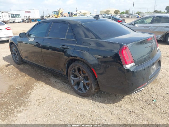 45460887 :رقم المزاد ، 2C3CCAAG8PH613905 vin ، 2023 Chrysler 300 Touring مزاد بيع
