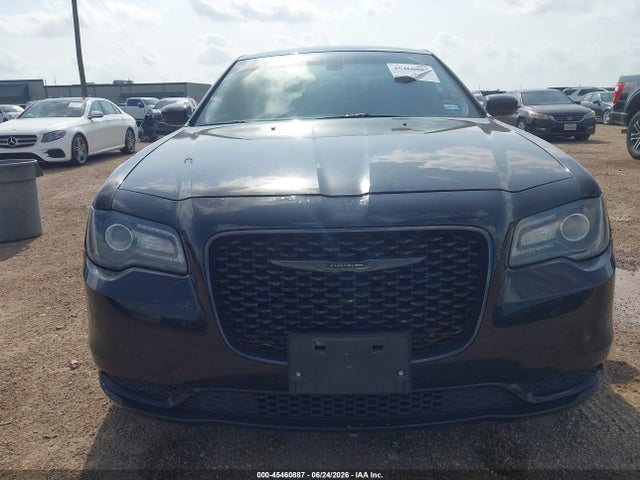 45460887 :رقم المزاد ، 2C3CCAAG8PH613905 vin ، 2023 Chrysler 300 Touring مزاد بيع