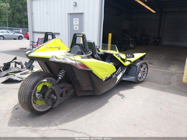 Polaris Slingshot Sl 2023 57XAAPHD0P8156236 Image 4