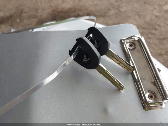 45461001 :رقم المزاد ، JH2RD1717SK000690 vin ، 2025 Honda Xl750 مزاد بيع