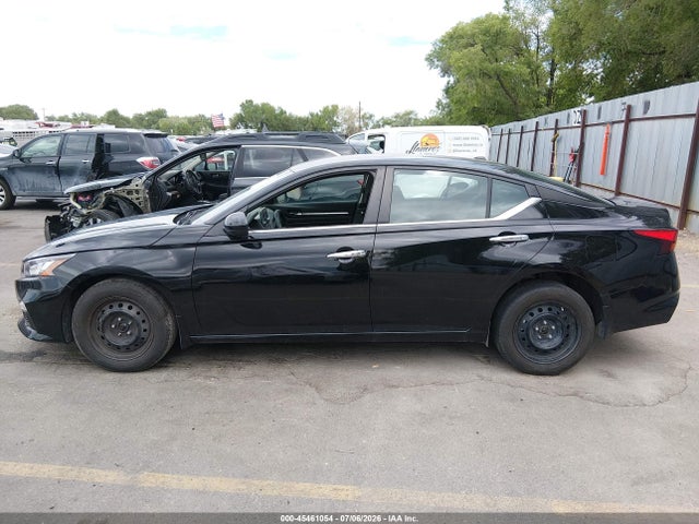 1N4BL4DW1NN384733 Nissan Altima Sv Intelligent Awd