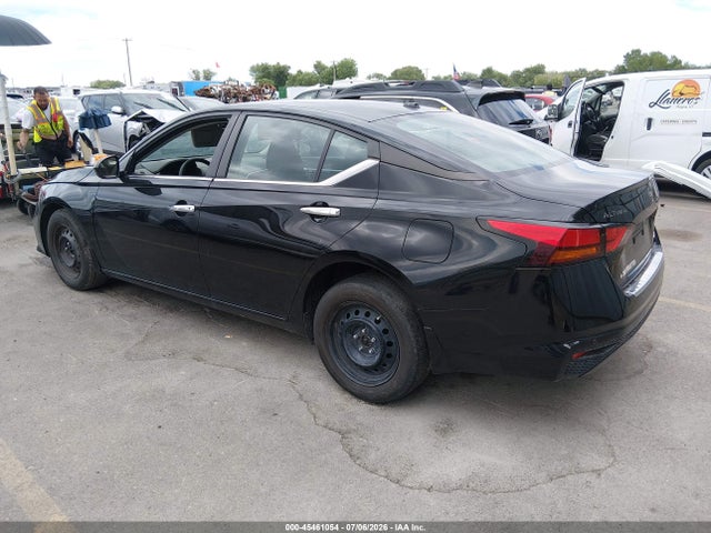 1N4BL4DW1NN384733 Nissan Altima Sv Intelligent Awd