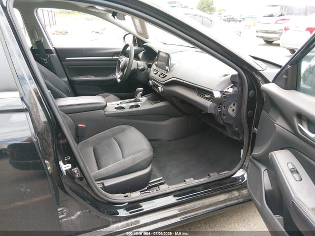 1N4BL4DW1NN384733 Nissan Altima Sv Intelligent Awd
