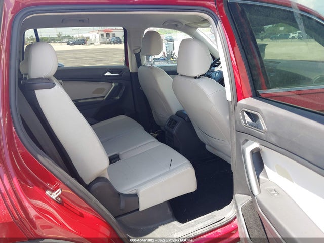 Продажа на аукционе авто 2019 Volkswagen Tiguan 2.0t Se/2.0t Sel/2.0t Sel R-line/2.0t Sel R-line Black, vin: 3VV3B7AX0KM135699, номер лота: 45461082
