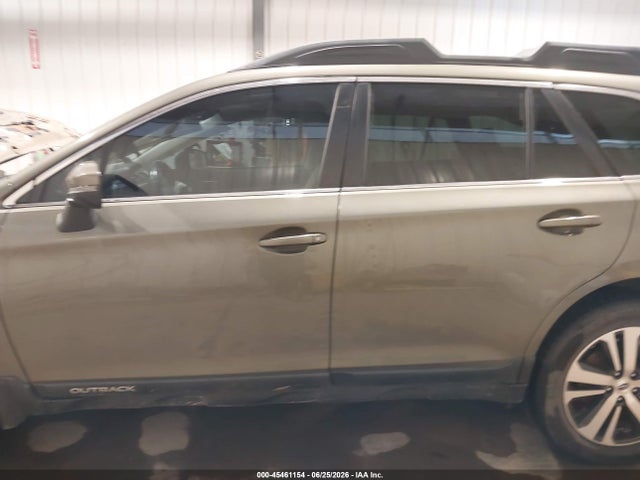 Продаж на аукціоні авто 2018 Subaru Outback 2.5i Limited, vin: 4S4BSANC0J3290604, номер лоту: 45461154