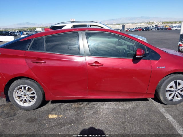 Toyota Prius Four 2018 JTDKARFU8J3552107 Image 14