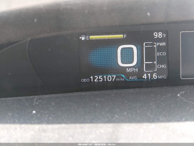 Toyota Prius Four 2018 JTDKARFU8J3552107 Image 16