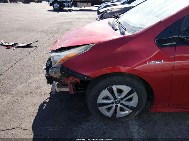 Toyota Prius Four 2018 JTDKARFU8J3552107 Image 19