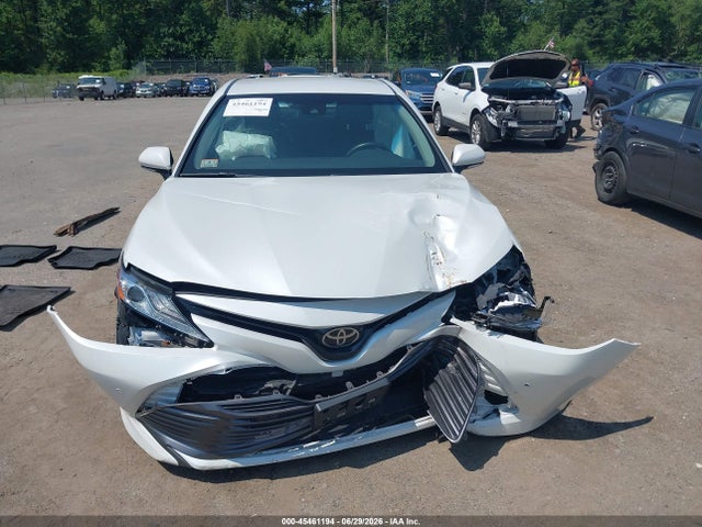 4T1B11HK9JU010341 Toyota CAMRY XLE