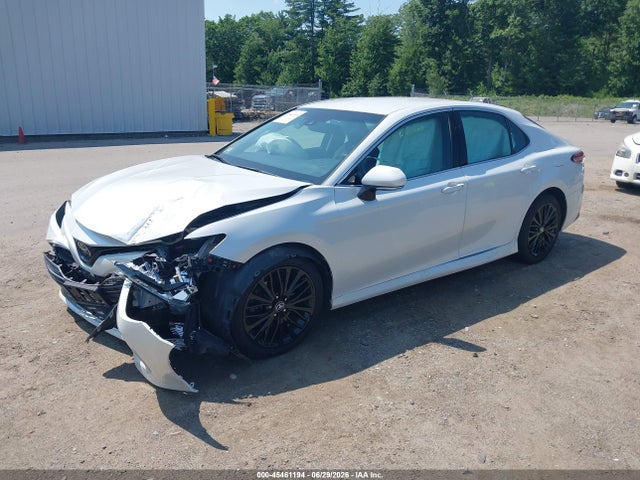 4T1B11HK9JU010341 Toyota CAMRY XLE