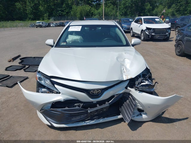 4T1B11HK9JU010341 Toyota CAMRY XLE