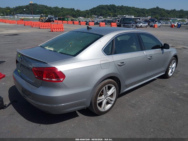 Aukcja sprzedaży 2013 Volkswagen Passat 2.0l Tdi Sel Premium, vin: 1VWCN7A38DC073604, numer aukcji: 45461249