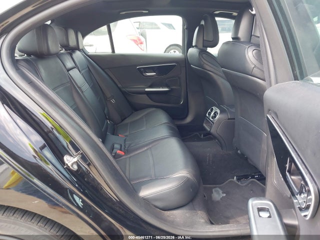 W1KAF4GB1NR053705 Mercedes-Benz C 300 Sedan