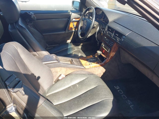 45461288 :رقم المزاد ، WDBFA61E4NF042405 vin ، 1992 Mercedes-benz 300 Sl مزاد بيع