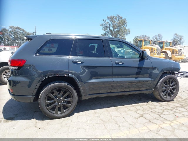 1C4RJEAG3HC788702 Jeep Grand Cherokee Altitude 4x2