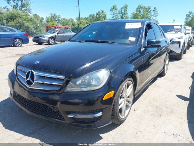Продаж на аукціоні авто 2012 Mercedes-benz C 300 Sport 4matic, vin: WDDGF8BB0CR203275, номер лоту: 45461343