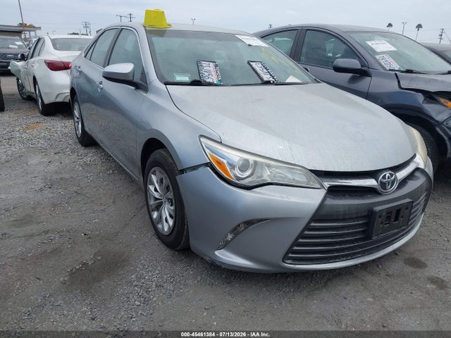 2016 4T4BF1FK7GR570118 main image