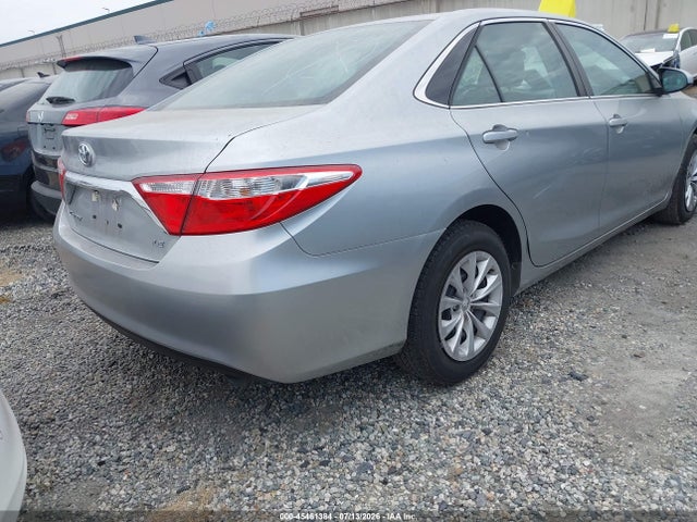 Toyota CAMRY LE 2016 4T4BF1FK7GR570118 Image 4