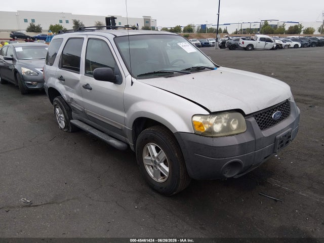 2007 Ford Escape Xls/xls Manual მანქანა იყიდება აუქციონზე, vin: 1FMYU02Z17KC06389, აუქციონის ნომერი: 45461424