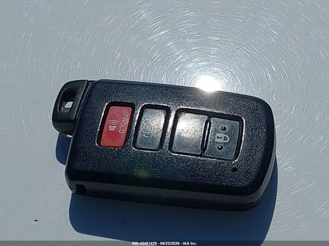 5TDKKRFH8GS505070 Toyota Highlander Xle V6