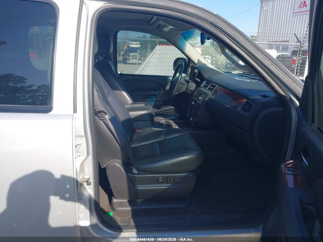 Chevrolet Suburban Lt 2014 1GNSCJE08ER171362 Image 5