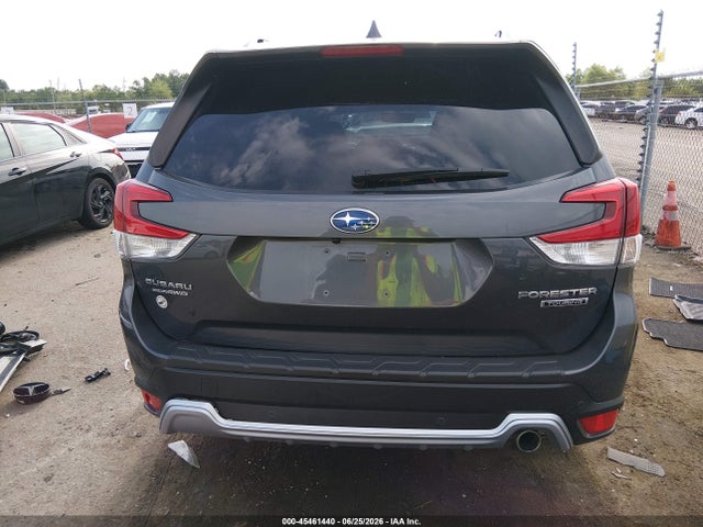 Subaru Forester Touring 2022 JF2SKARC3NH530026 Image 17