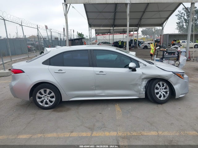 5YFB4MDE6RP128014 Toyota COROLLA LE